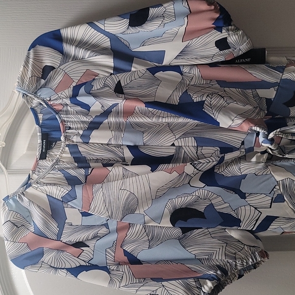 NWT Midi Dress - Picture 3 of 9